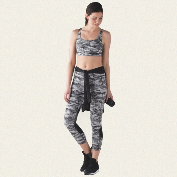 Lululemon Pace Rival Crop 22" - Picture 1 of 10